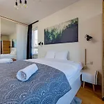 Rentplanet - Apartament Wyszynskiego 43